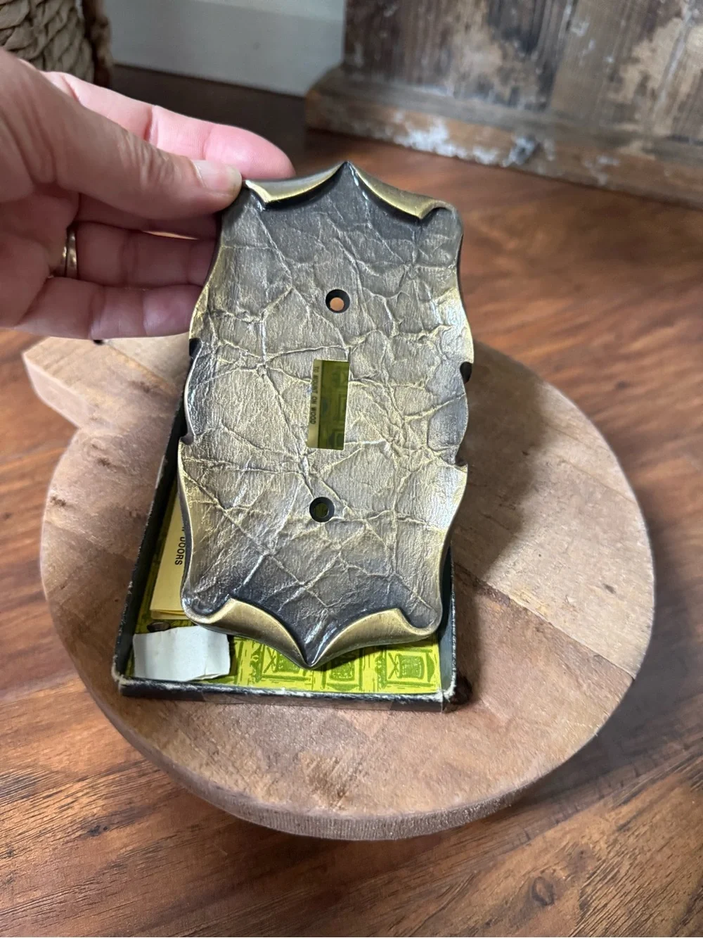 Vintage NIB Carriage House Collection Toilet Paper, Soap Dish, Light Switch